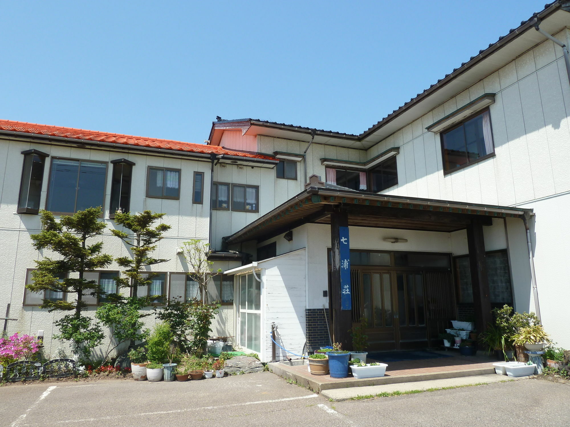 Nanauraso Hotell Sado Eksteriør bilde